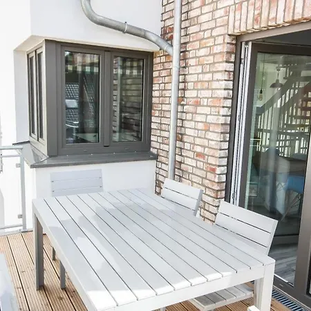 Ferienwohnung Ostseekajute *